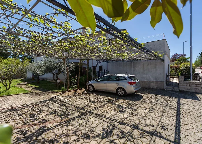 Malerisches Nur 400 Meter Zum Mit Wifi, Klima, Waschmaschine Apartment Porec