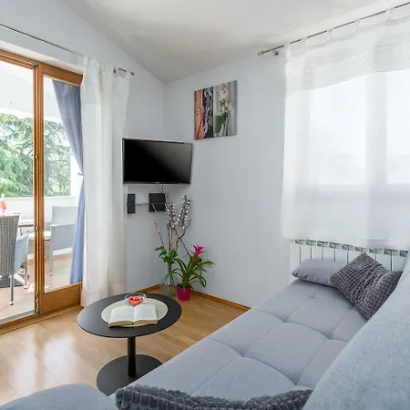 Malerisches Nur 400 Meter Zum Mit Wifi, Klima, Waschmaschine Апартаменты *