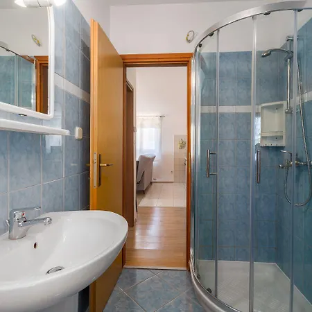 Apartment Malerisches Nur 400 Meter Zum Mit Wifi, Klima, Waschmaschine